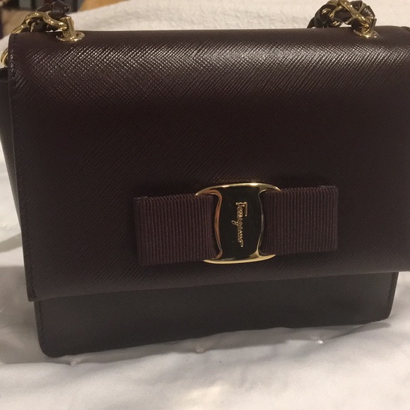 NWT Authentic Salvatore Ferragamo crossbody bag ❤️ - Picture 3 of 11